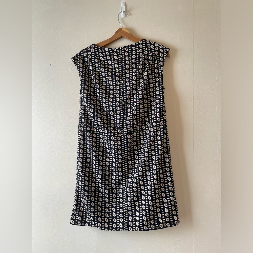 Rio Dress CLOSET CLEANOUT black with White Flowers-Size M - Picture 4 of 5